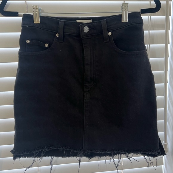 Wilfred Free Black Denim Skirt - Picture 1 of 3